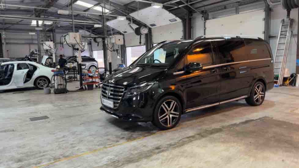 More views of Mercedes-Benz V Class