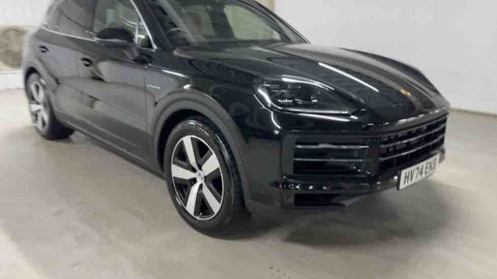 More views of Porsche Cayenne