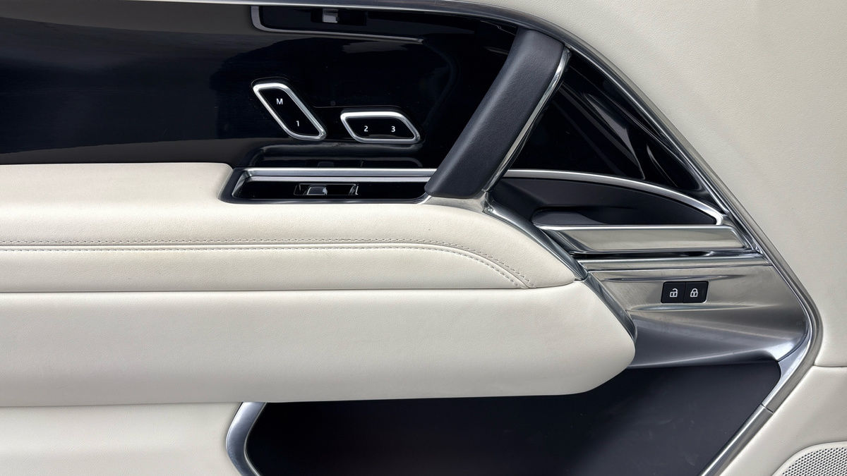 Land Rover Range Rover Image 19