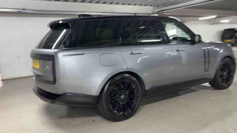 More views of Land Rover Range Rover