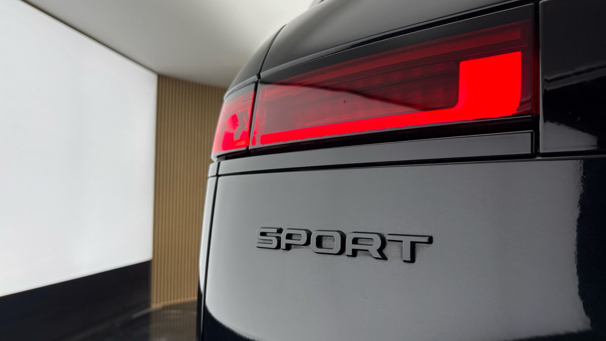 Land Rover Range Rover Sport Image 34