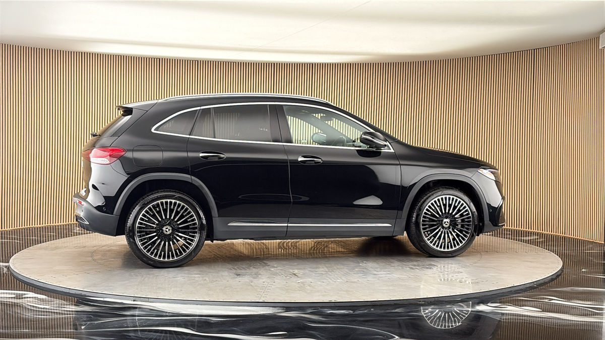 More views of Mercedes-Benz EQA