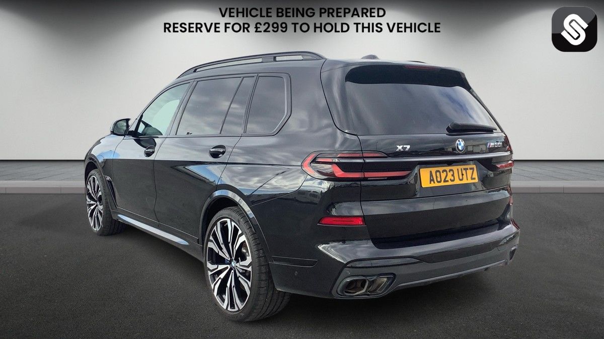 BMW X7 Image 3