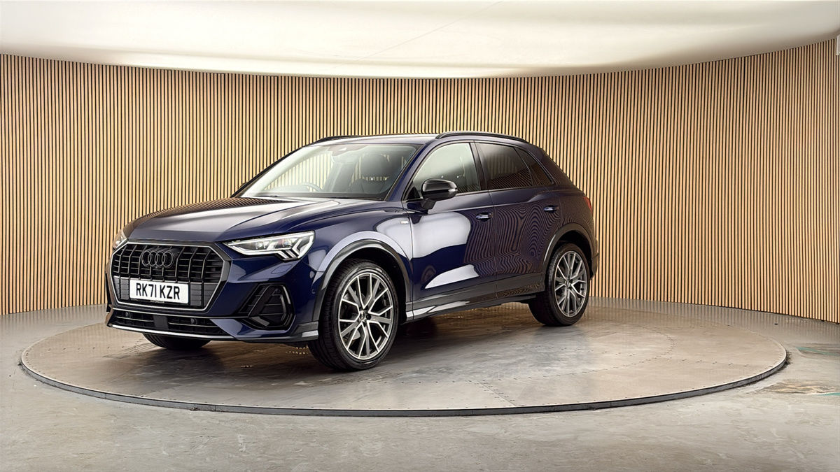 More views of Audi Q3