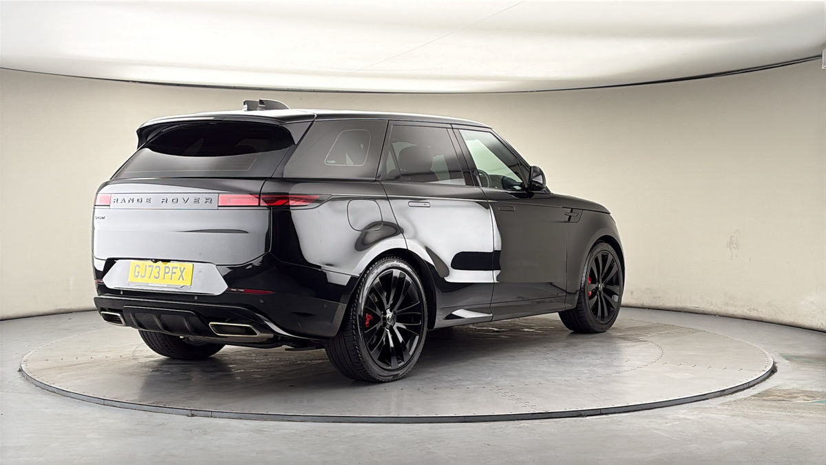 More views of Land Rover Range Rover Sport