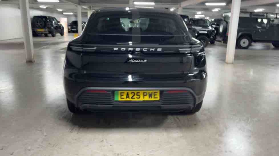 More views of Porsche Macan