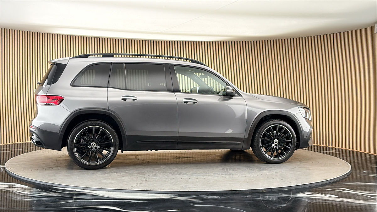 More views of Mercedes-Benz GLB