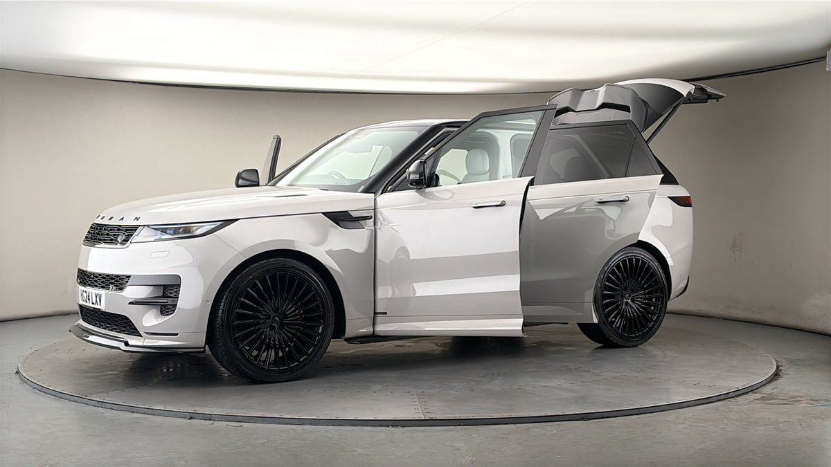 More views of Land Rover Range Rover Sport