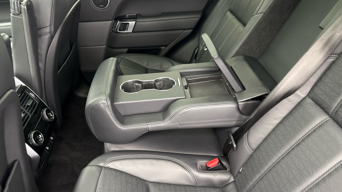 Land Rover Range Rover Sport Image 9