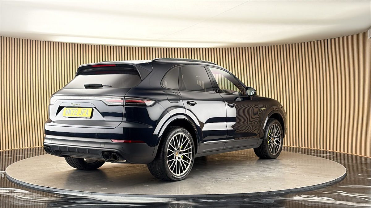 More views of Porsche Cayenne