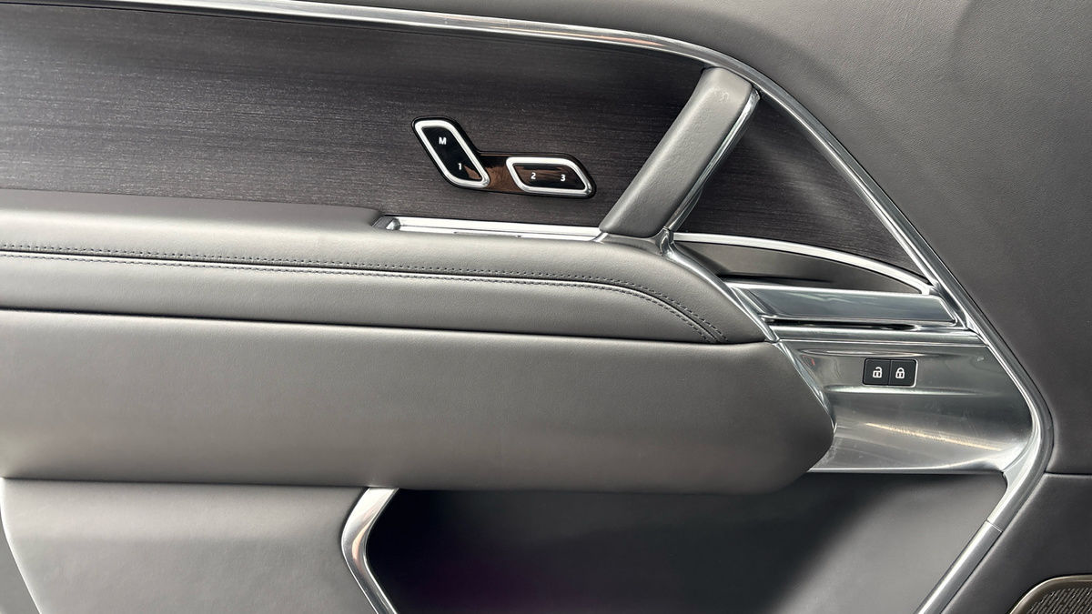 Land Rover Range Rover Image 19