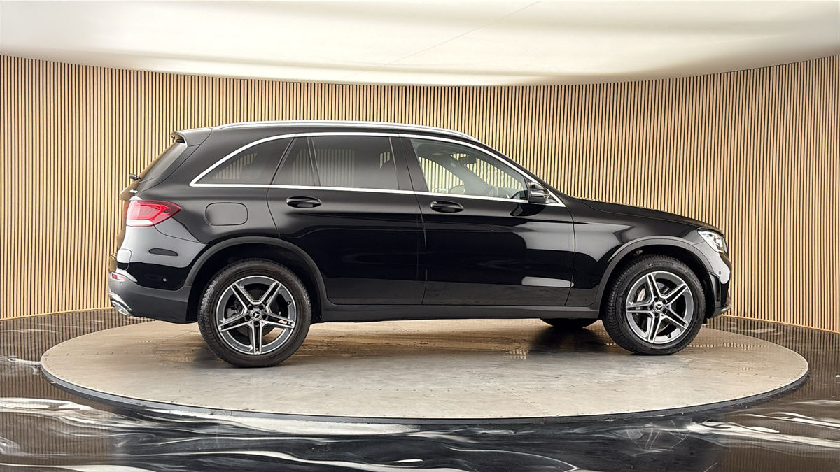 More views of Mercedes-Benz GLC