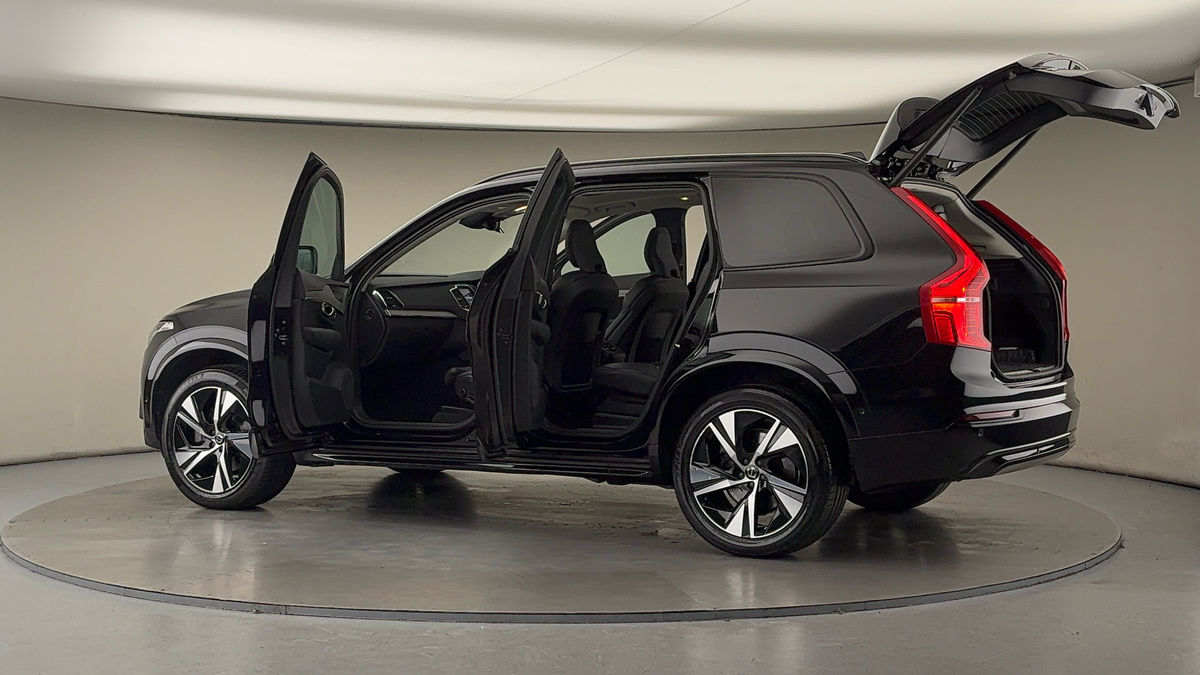 More views of Volvo XC90