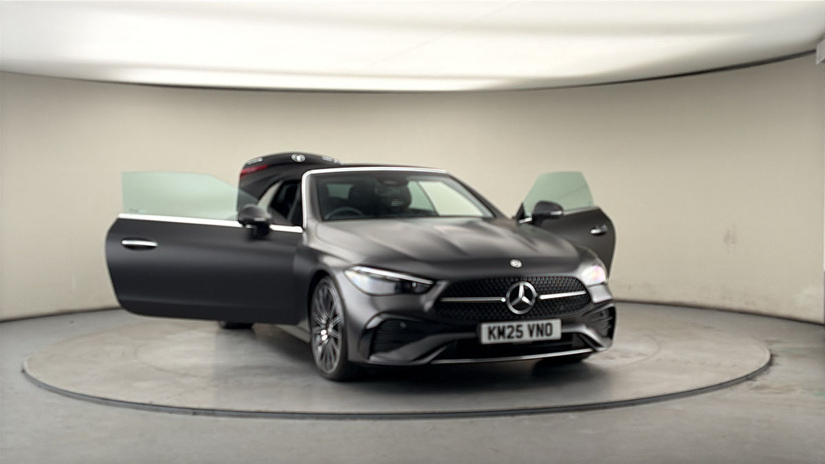 More views of Mercedes-Benz CLE