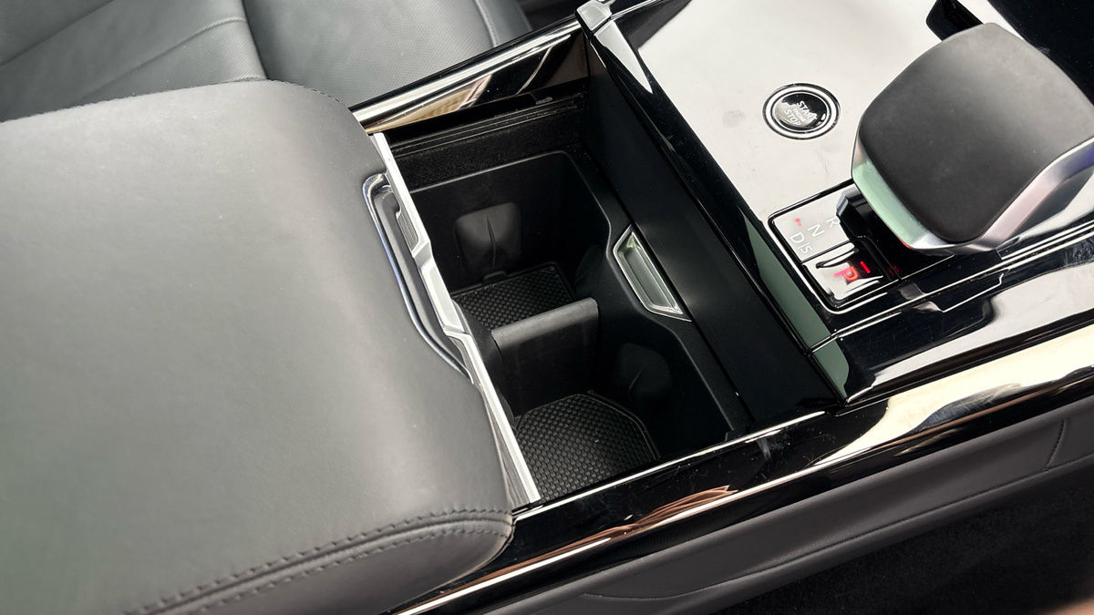 Land Rover Range Rover Sport Image 31