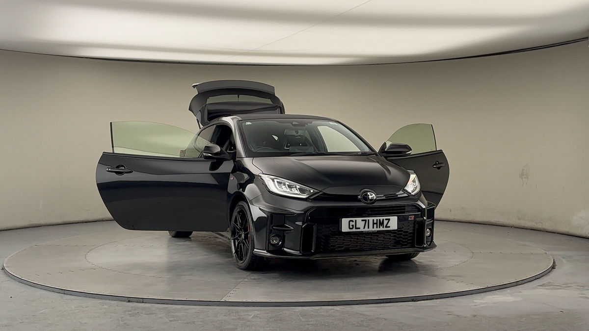 More views of Toyota Yaris