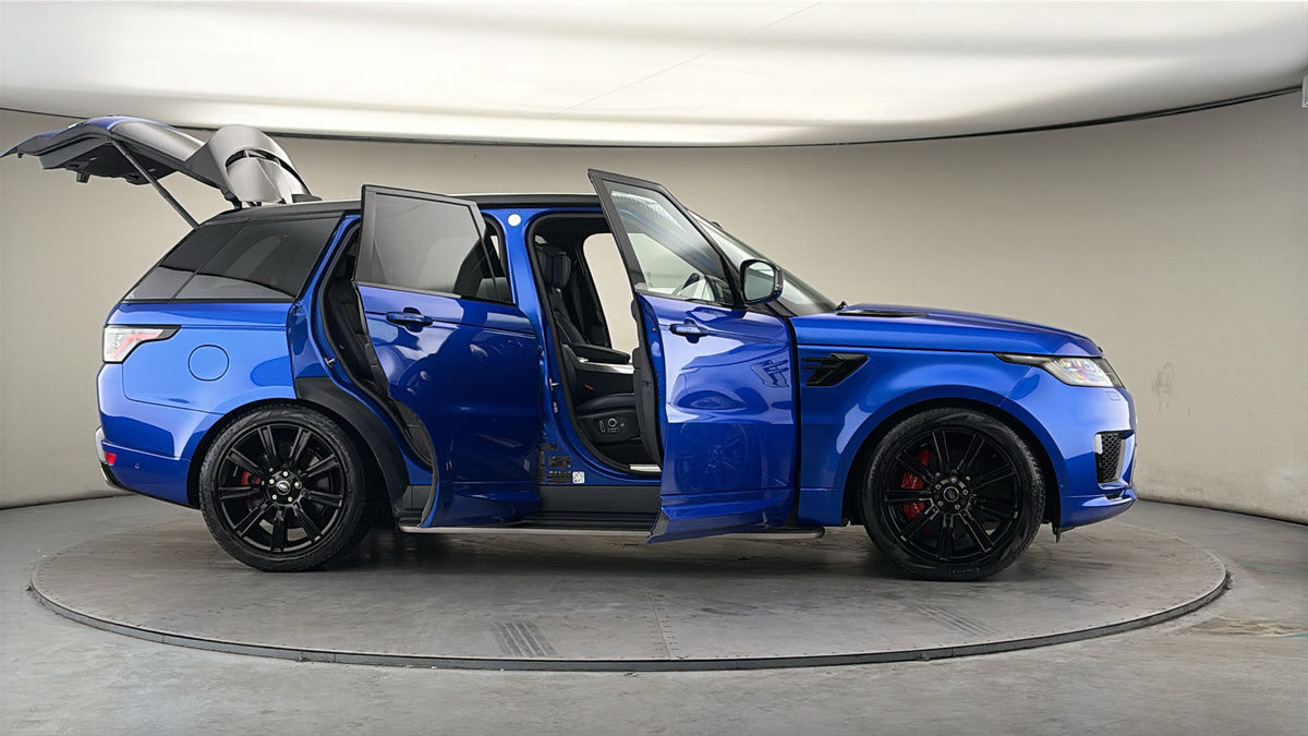 More views of Land Rover Range Rover Sport