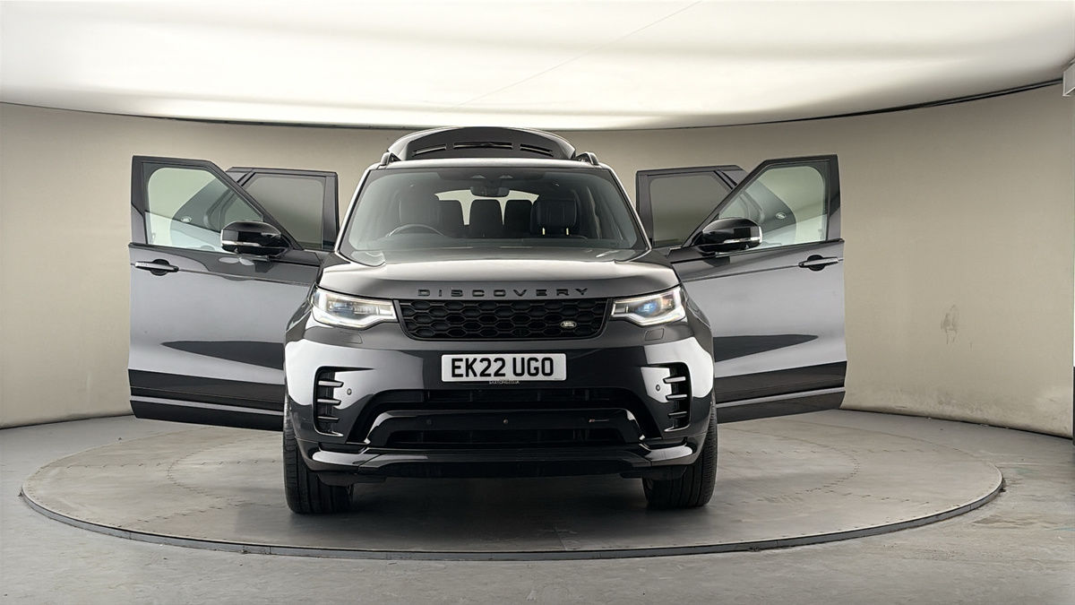 More views of Land Rover Discovery