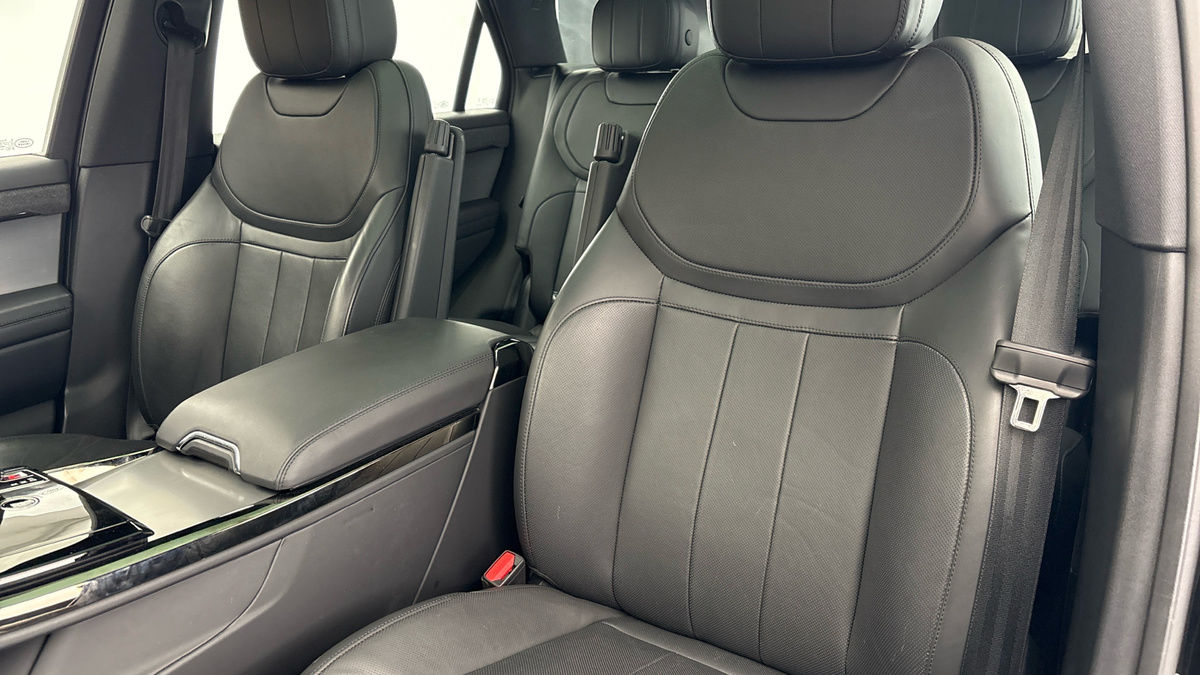 Land Rover Range Rover Sport Image 7