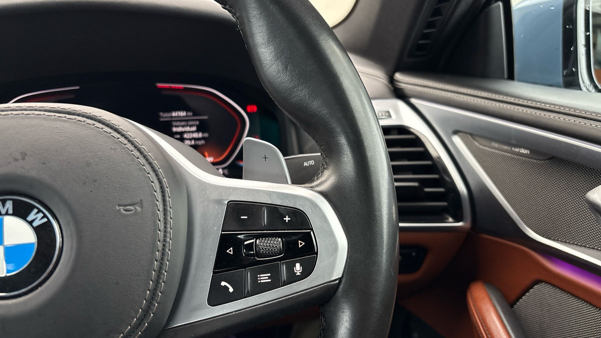 BMW 8 Series Image 14