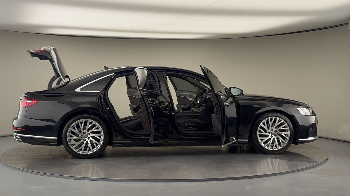 More views of Audi A8