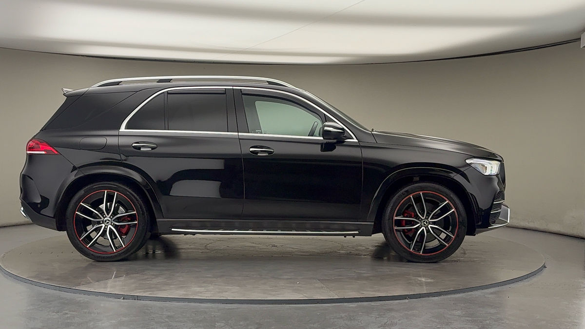 Mercedes-Benz GLE Image 16