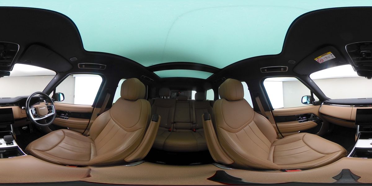 More views of Land Rover Range Rover