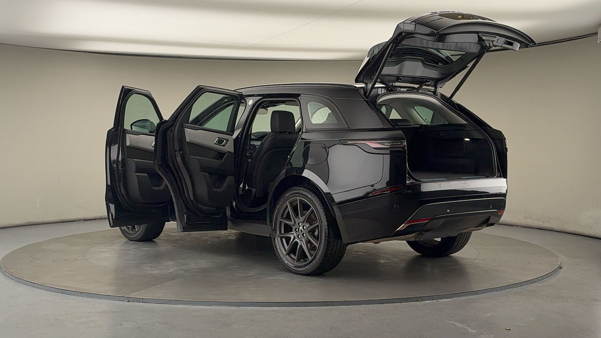 More views of Land Rover Range Rover Velar