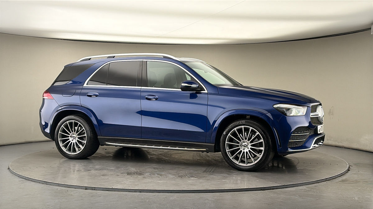 More views of Mercedes-Benz GLE