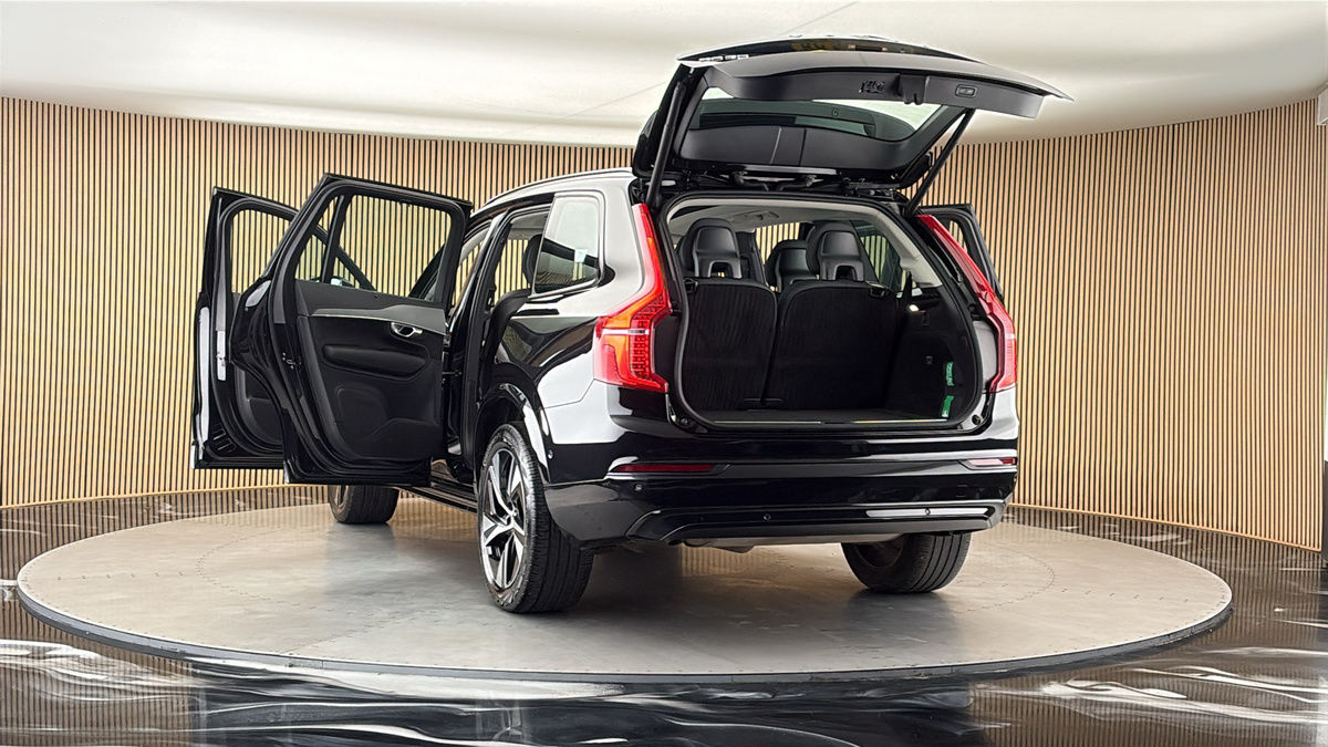 More views of Volvo XC90
