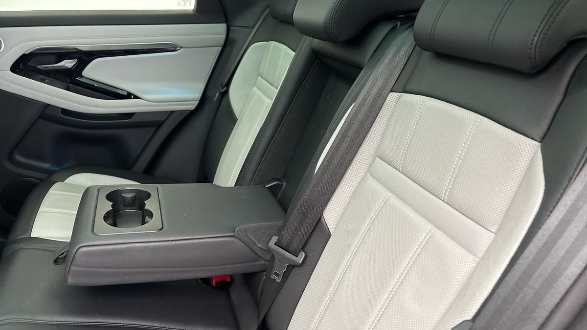 Land Rover Range Rover Evoque Image 9