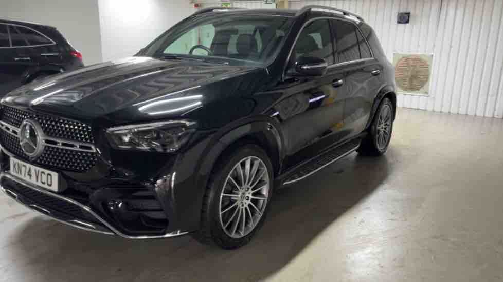 More views of Mercedes-Benz GLE