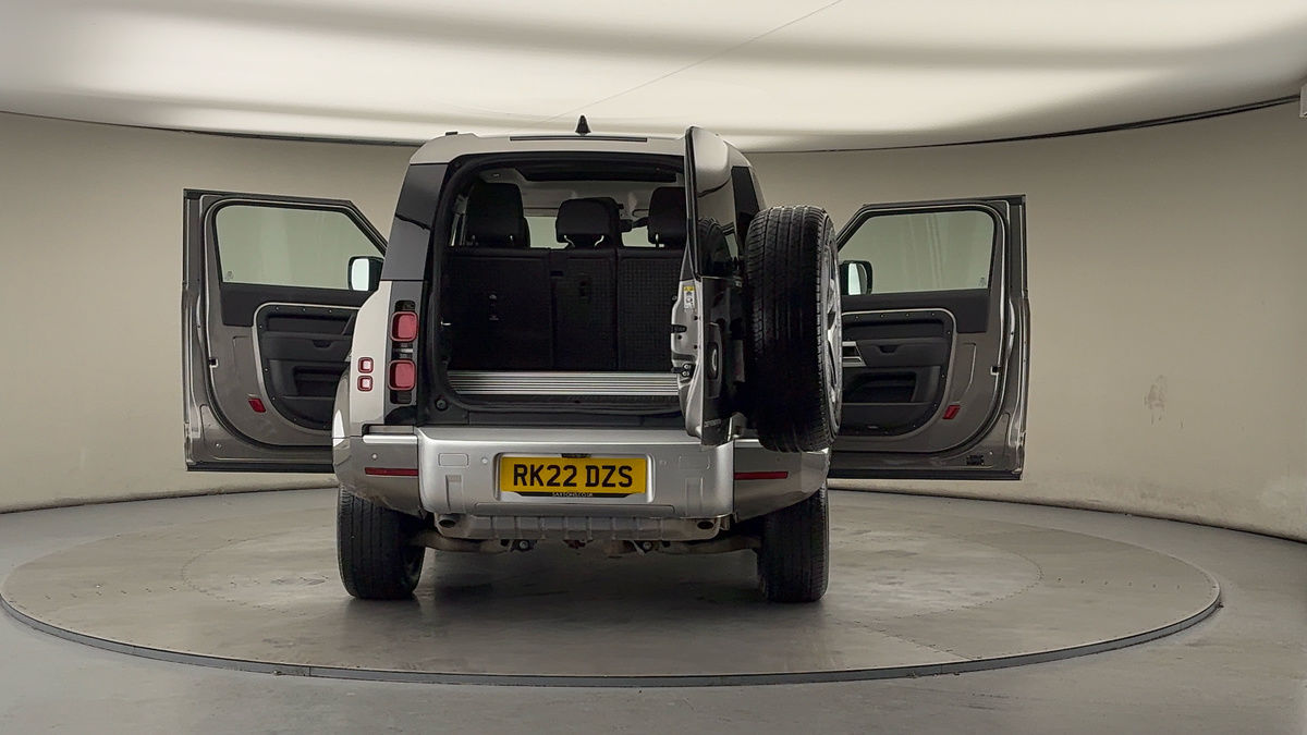 More views of Land Rover Defender 90