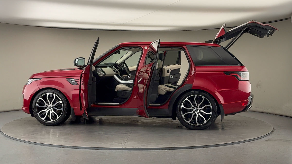 More views of Land Rover Range Rover Sport