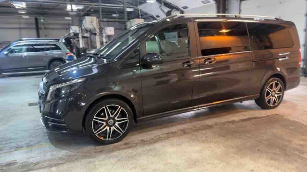 More views of Mercedes-Benz V Class