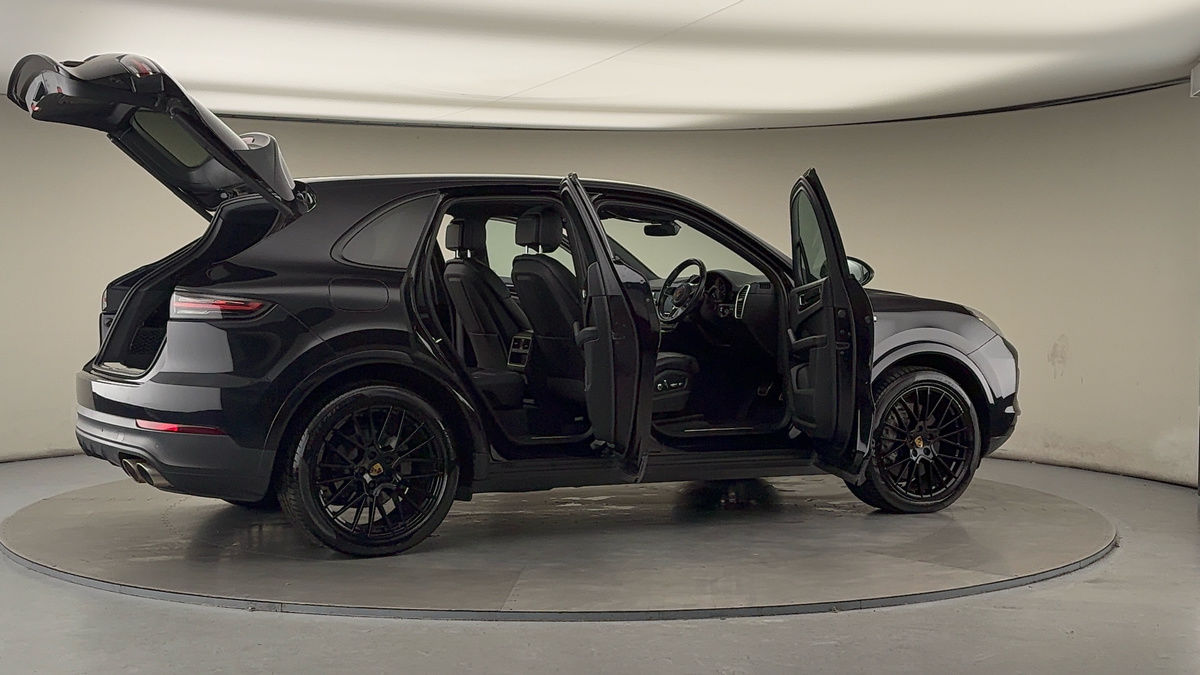 More views of Porsche Cayenne