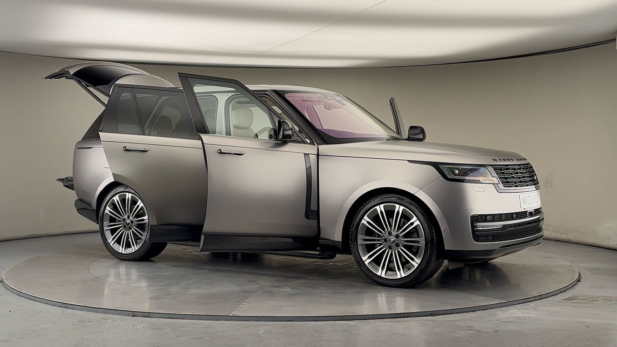 More views of Land Rover Range Rover