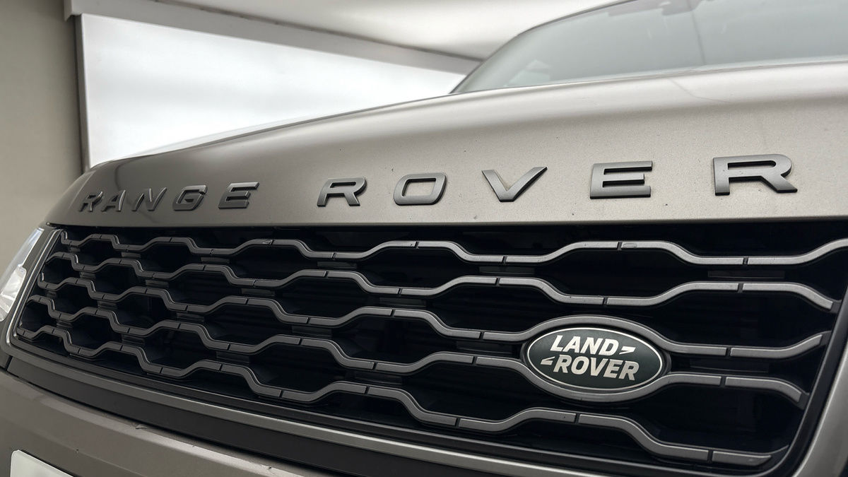 Land Rover Range Rover Sport Image 24