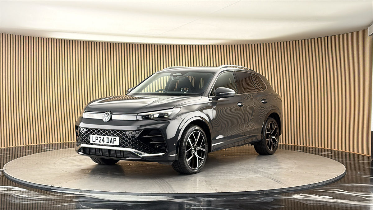 More views of Volkswagen Tiguan