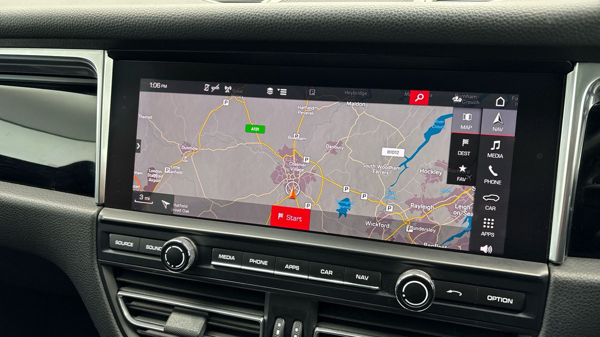 Porsche Macan Image 17