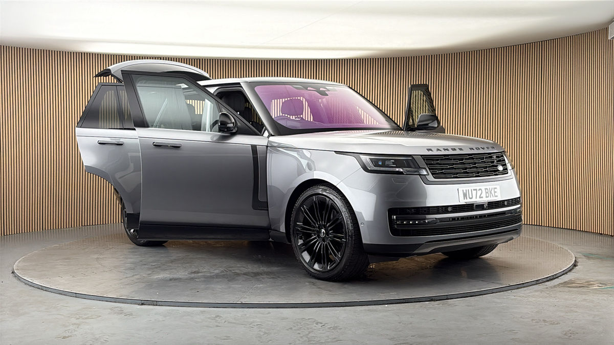More views of Land Rover Range Rover