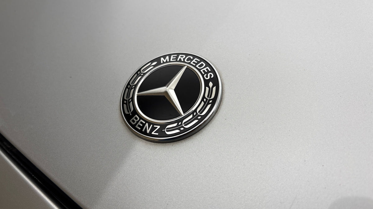 Mercedes-Benz E Class Image 24