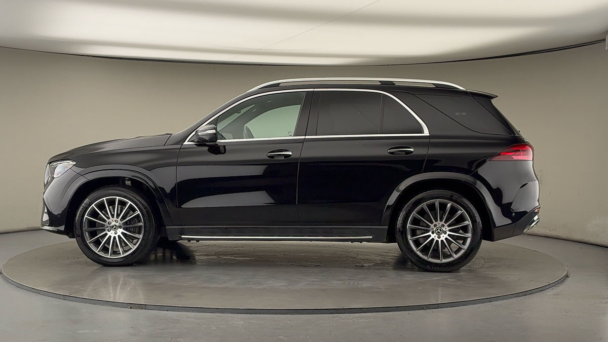 More views of Mercedes-Benz GLE