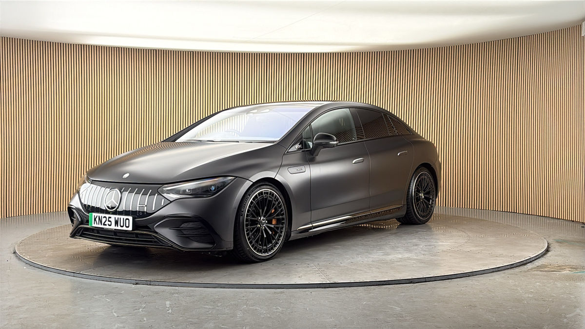 More views of Mercedes-Benz EQE