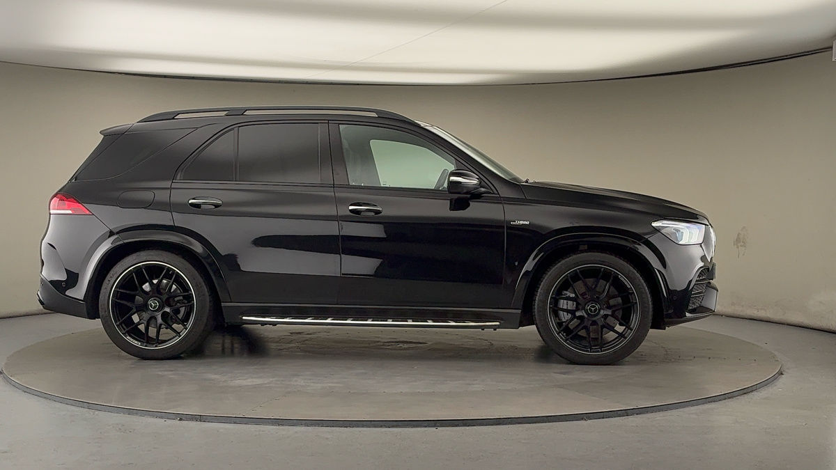 More views of Mercedes-Benz GLE