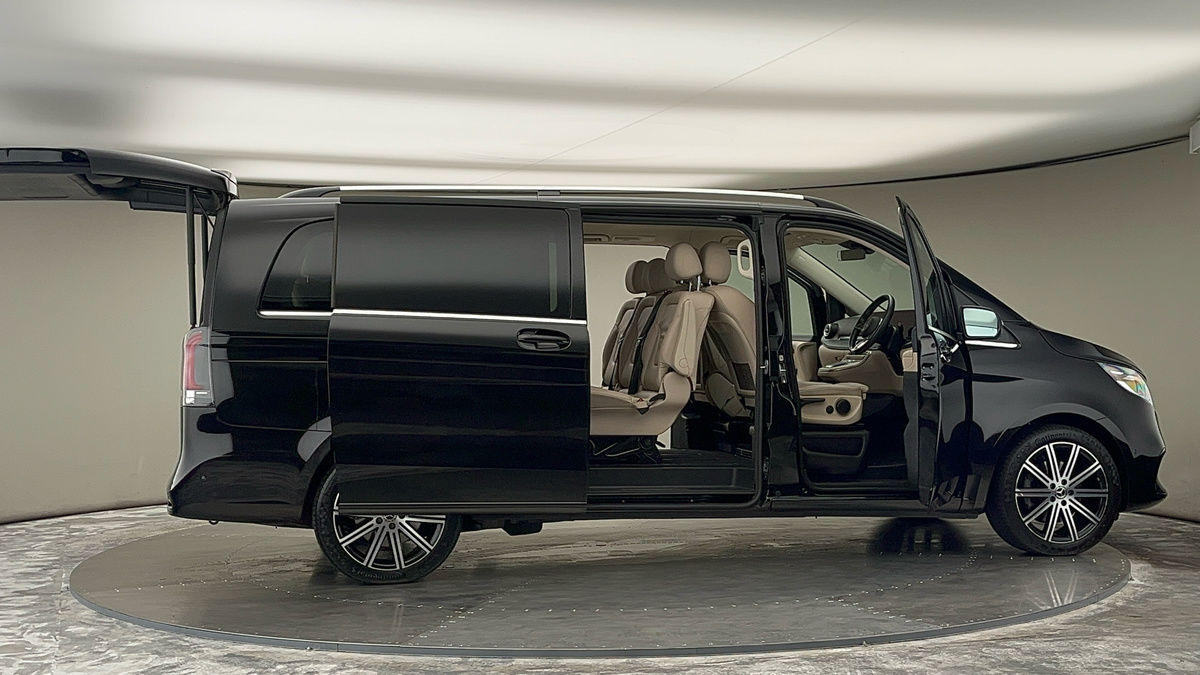 More views of Mercedes-Benz V Class