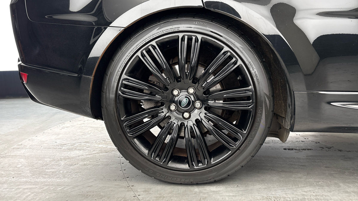 Land Rover Range Rover Sport Image 10