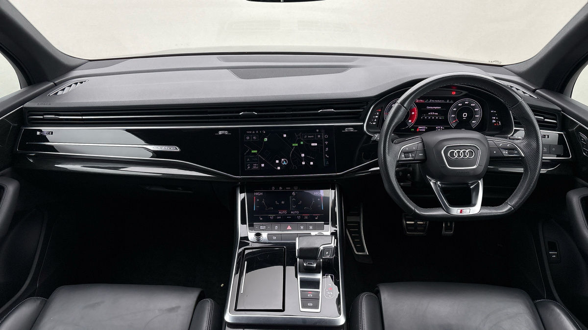 Audi Q7 Image 12