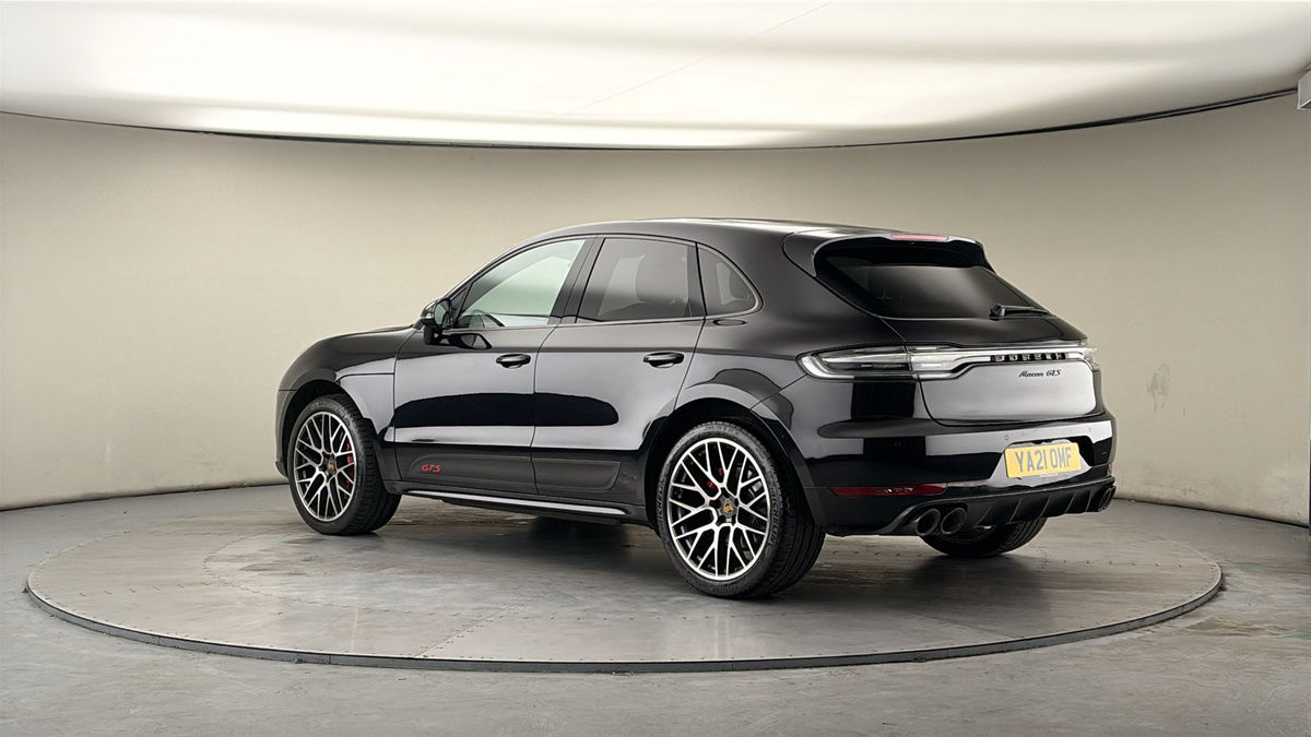 More views of Porsche Macan