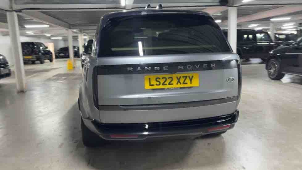 More views of Land Rover Range Rover